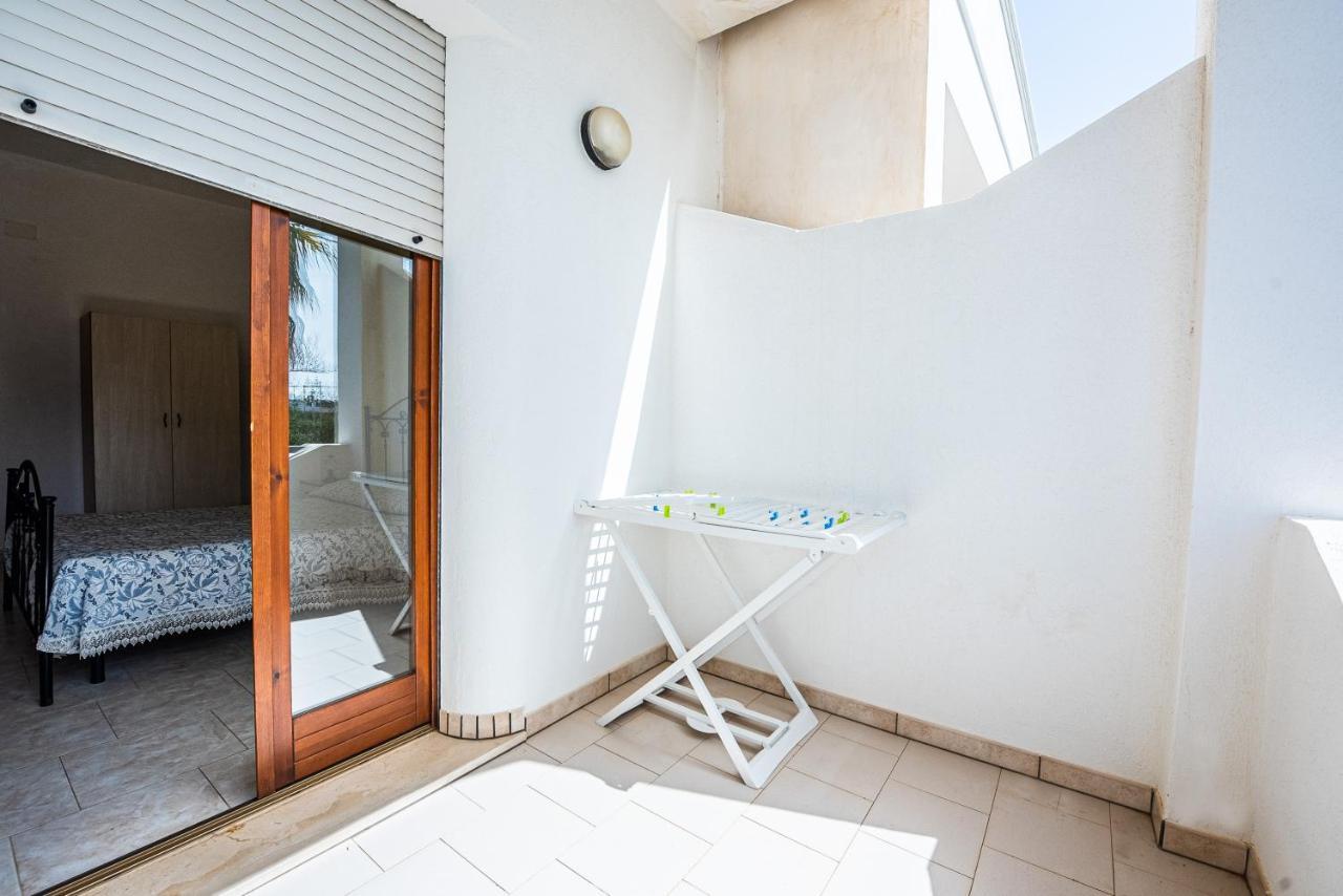 Апартаменты Mancaversa Gallipoli Casa Vacanza Stefania Марина-ди-Манкаверса Экстерьер фото